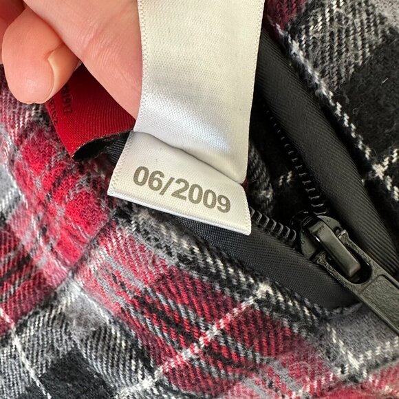 Air Jordan Puffer Vest Full Zip Black Plaid Jumpman Boys Size L - Picture 5 of 13